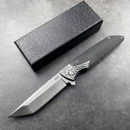 M390 Folding Knife with a Sharp Blade