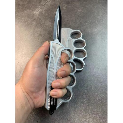 Introducing the 2024 Harley Motorcycle Gauntlet Spring-Assisted Knife.