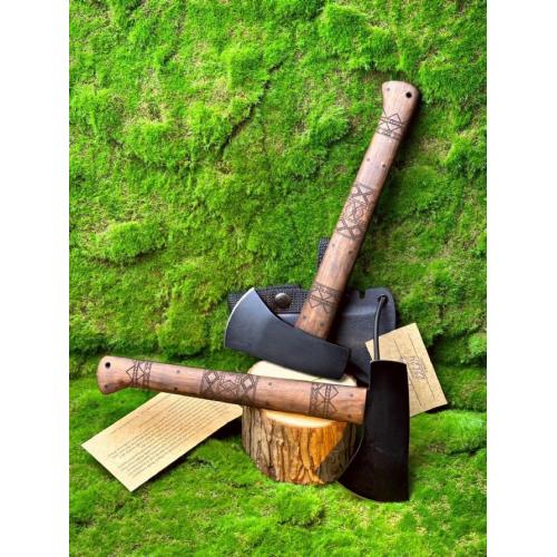Winkler Walnut Highland Hatchet