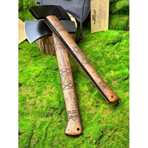 Winkler Walnut Highland Hatchet