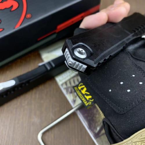 Introducing the Microtech Cipher III with its innovative Hidden Screw Design.