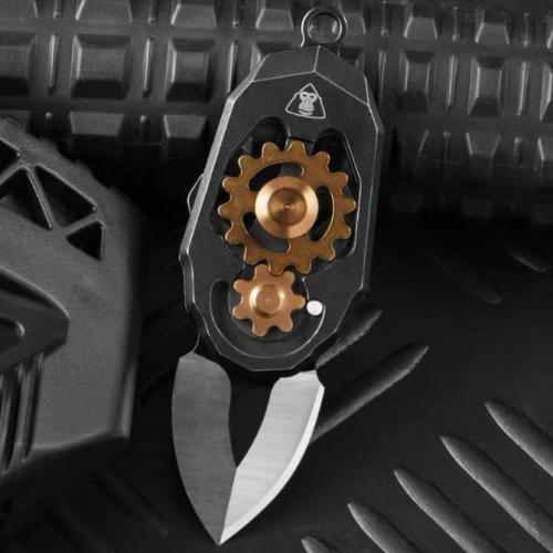 Mini Multi-Tool Pocket Knife: Compact Versatility at Your Fingertips