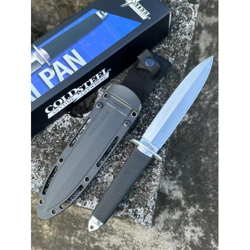 Introducing the Cold Steel San Mai Master Tanto: a masterpiece of craftsmanship and precision. Designed for those who de