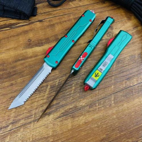 Introducing the Microtech UT85 Bounty Hunter: a perfect blend of precision engineering and bold design. Crafted for thos