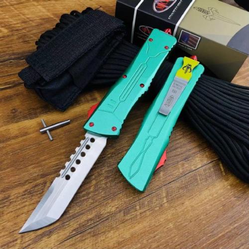 Microtech: Dinosaur Bounty Hunter