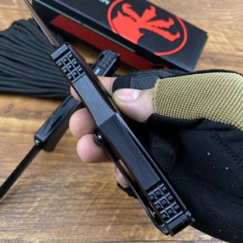Introducing the Microtech Black Hera Serrated Edition.