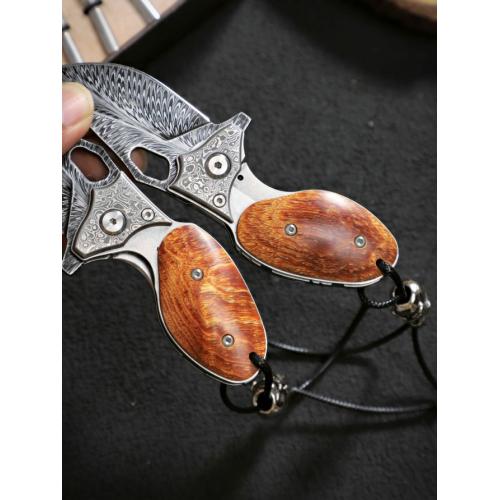 Feather Pattern Damascus Folding Knife