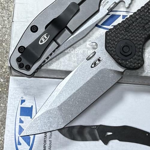 ZT0620CF Titanium Folding Knife with Ceramic Bearings: Precision and Performance in Your Pocket
