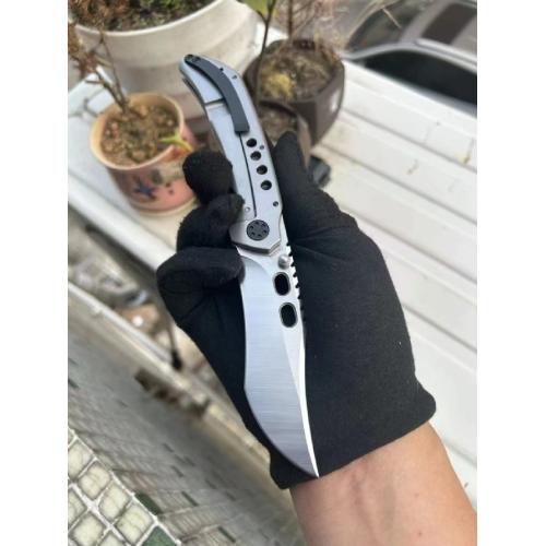 Introducing the Little Octopus Folding Knife