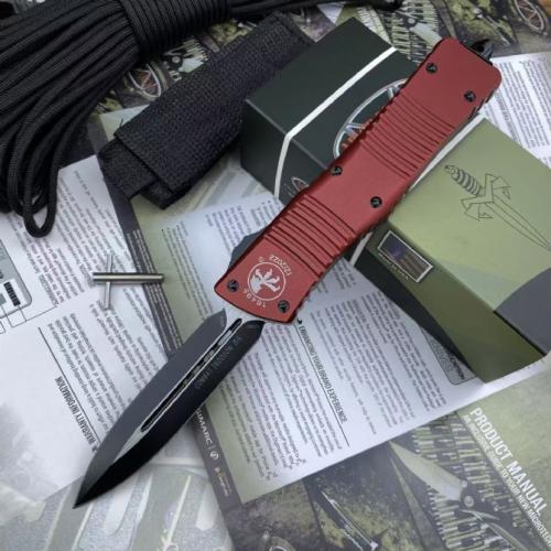 Introducing the Replica Microtech Dragon Double Blade: a masterful fusion of precision engineering and striking design. 