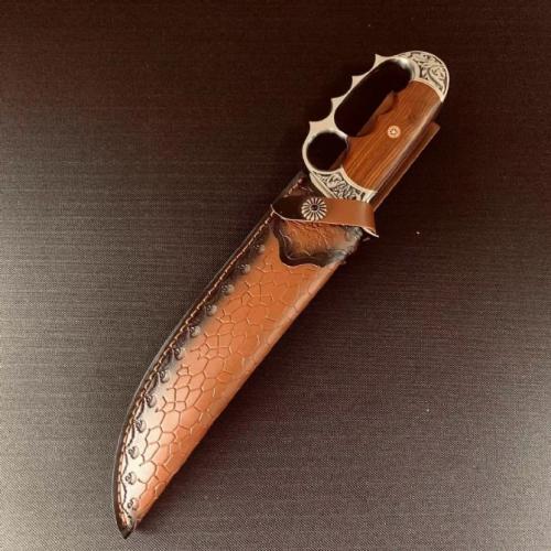 Danu Wristband Knife