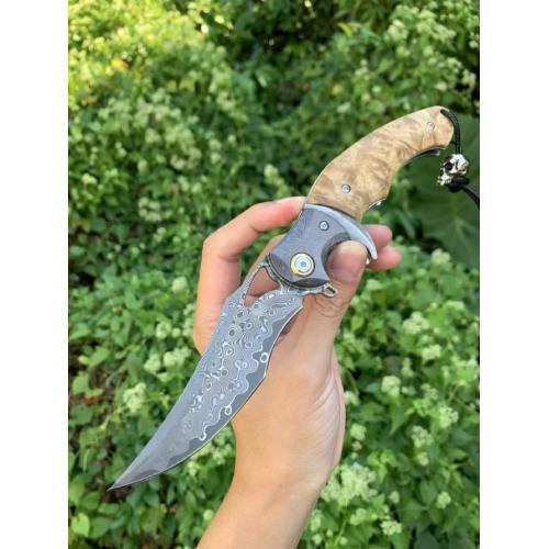 Introducing the Premium Mo Yan Damascus Folding Knife: A Masterpiece of Craftsmanship.