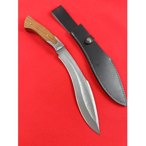 Patterned Kukri Knife: A Fusion of Tradition and Craftsmanship