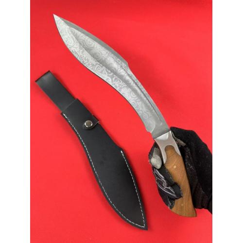 Patterned Kukri Knife: A Fusion of Tradition and Craftsmanship
