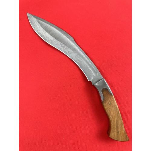 Patterned Kukri Knife: A Fusion of Tradition and Craftsmanship