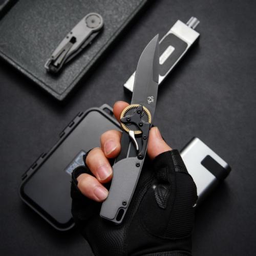 Gear Folding Knife Collection