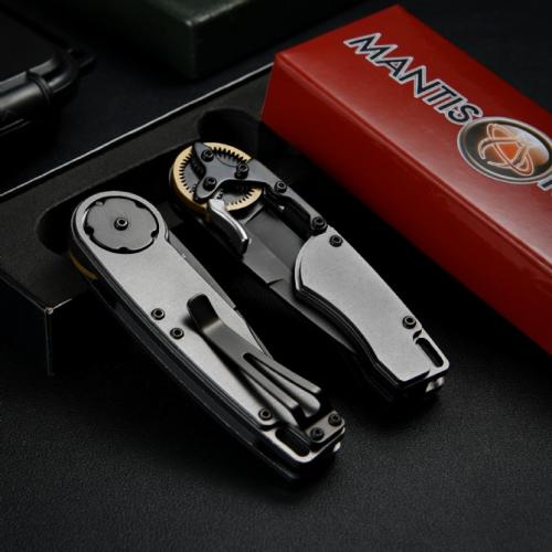 Gear Folding Knife Collection