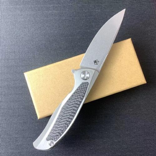 Bear Head Quantum Gen 4 Folding Knife: Carbon Fiber & Titanium