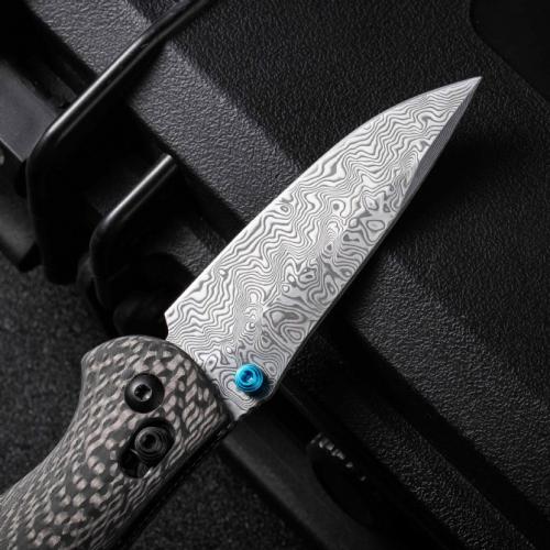Benchmade 556 Folding Knife with VG10 Damascus Blade and Carbon Fiber Handle