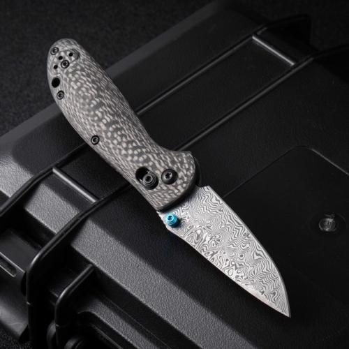 Benchmade 556 Folding Knife with VG10 Damascus Blade and Carbon Fiber Handle