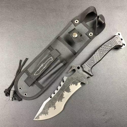 Tri-Dagger Tactical Breaching Knife