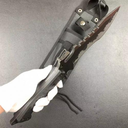 Tri-Dagger Tactical Breaching Knife