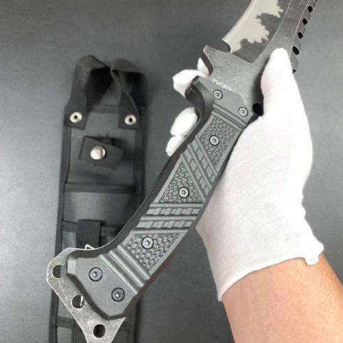 Tri-Dagger Tactical Breaching Knife