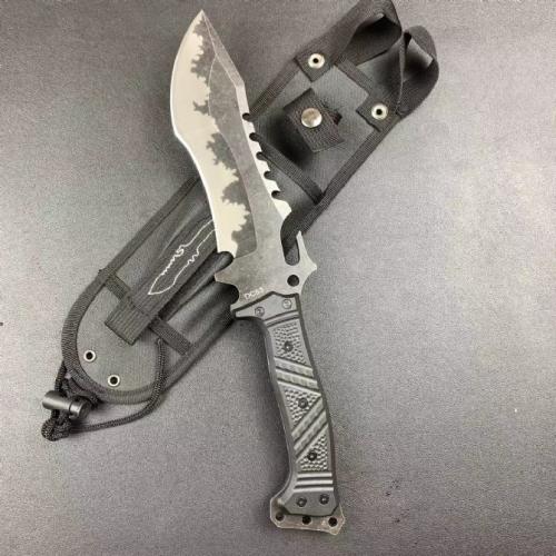Tri-Dagger Tactical Breaching Knife