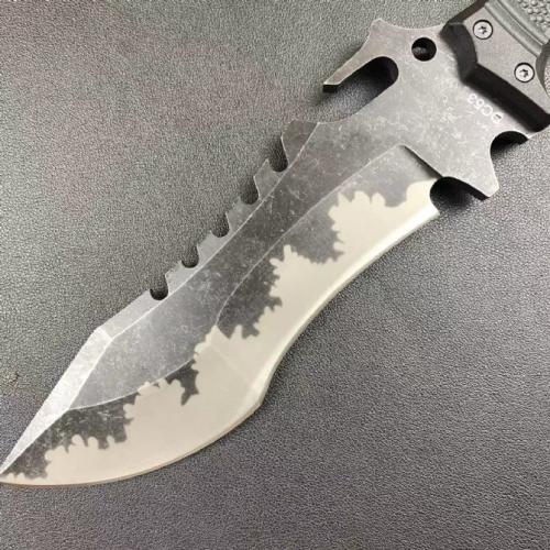Tri-Dagger Tactical Breaching Knife