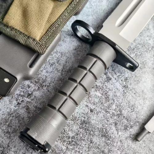 M9 Tactical Knife: Precision and Power Combined