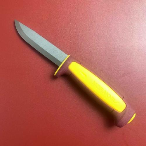 Swedish Mora Small Fixed Blade (Pointed)