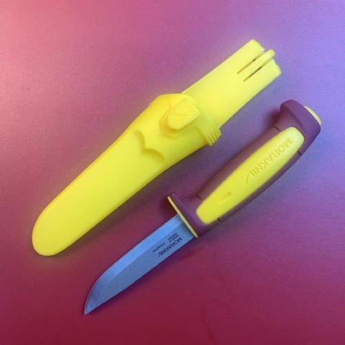 Swedish Mora Small Fixed Blade (Pointed)