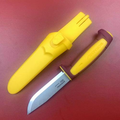 Swedish Mora Small Fixed Blade with Medium Rounded Tip