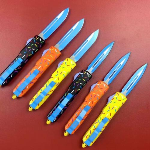 Microtech UT Donut with a sleek Zinc-Aluminum Handle