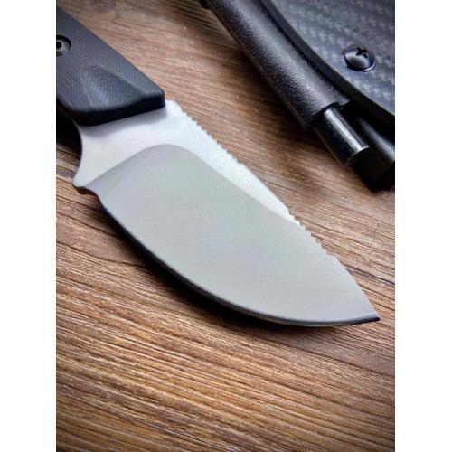 Benchmade 05017 Bushcrafter Knife: Precision-crafted for the wilderness enthusiast, this knife combines durability with 