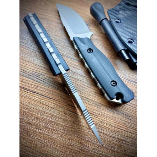 Benchmade 05017 Bushcrafter Knife: Precision-crafted for the wilderness enthusiast, this knife combines durability with 