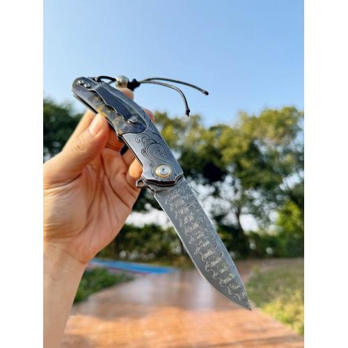 Wanderlust Premium Handmade Damascus Folding Knife