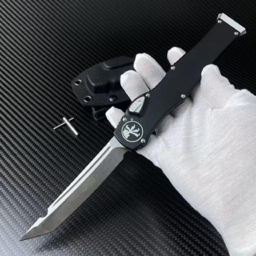 Microtech Halo 6 with Black Handle
