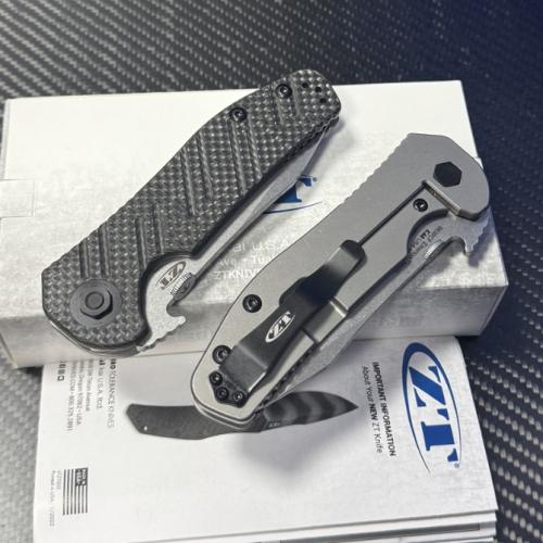 ZT0630CF Titanium Folding Knife with Smooth Ceramic Bearings