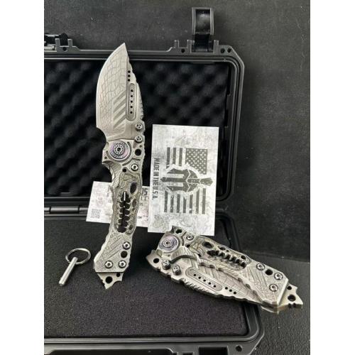 Miller T1 Series Jurassic Folding Knife with Black Gift Box