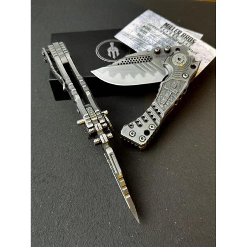Miller T1 Crusader Folding Knife with Black Gift Box